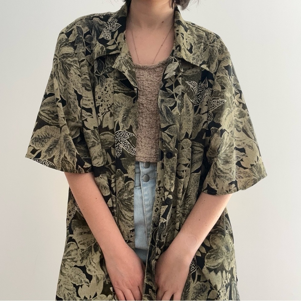 VINTAGE  PS CAREER ELEMENTS FLORAL SHORT SLEEVES SHORT - 18